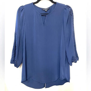 41 Hawthorn | Women's Blue Cutout Balloon Sleeve Keyhole 3/4 Sleeve Blouse Small